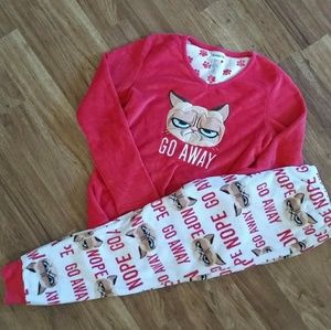 3/$20 Grumpy Cat large pink fleece pajamas